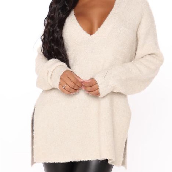 FASHIONNOVA Oversized Cream Sweater - Picture 1 of 5